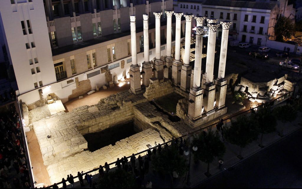 templo romano cordoba noche 1024x640 1